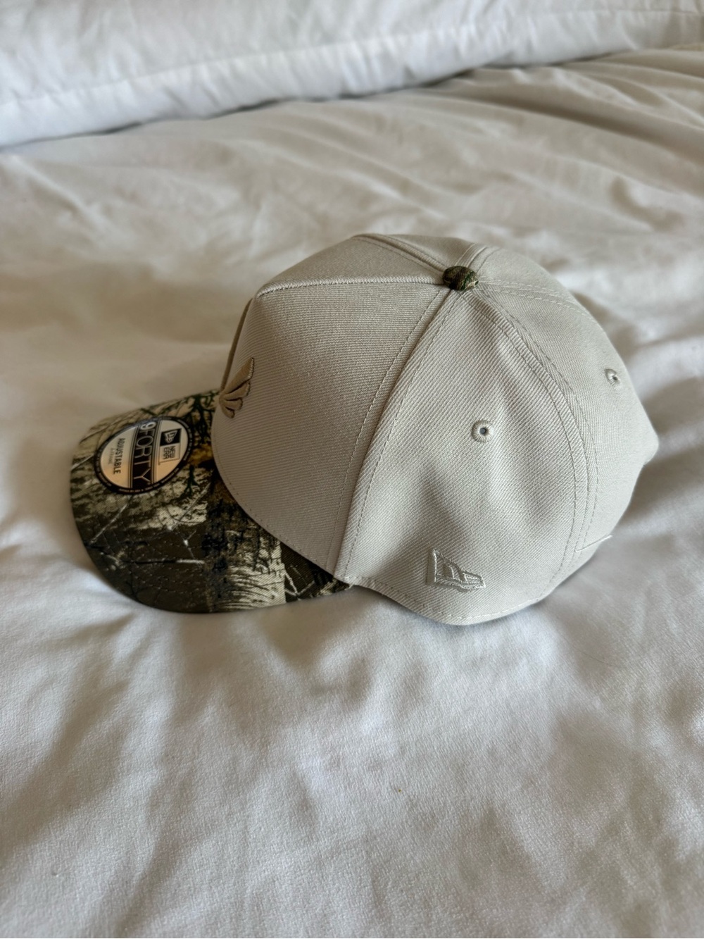 ASRV Cream Snapback Cap with Camouflage Brim - Picture 2 of 6